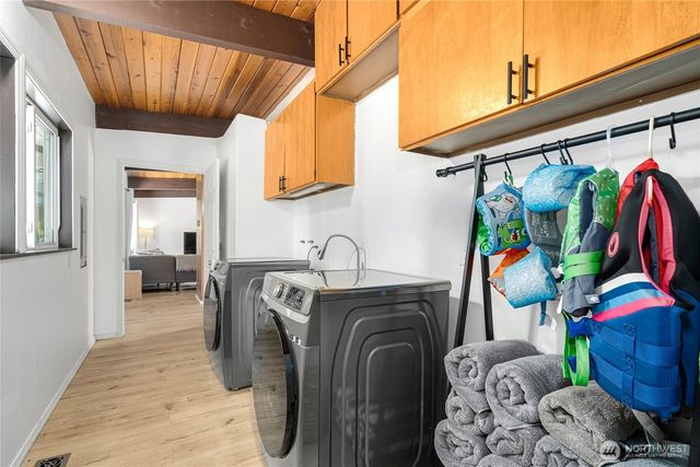 70 E Weymouth Place, Shelton, WA 98584