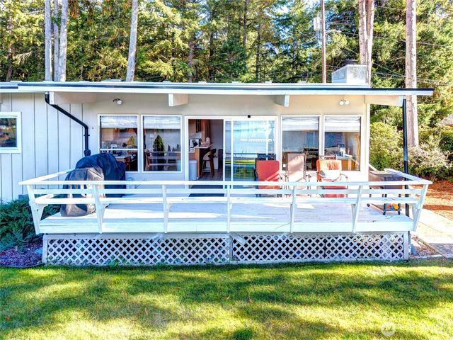 70 E Weymouth Place, Shelton, WA 98584