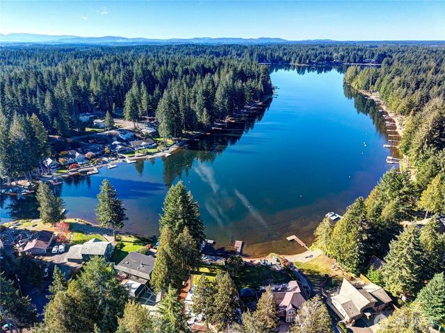 70 E Weymouth Place, Shelton, WA 98584
