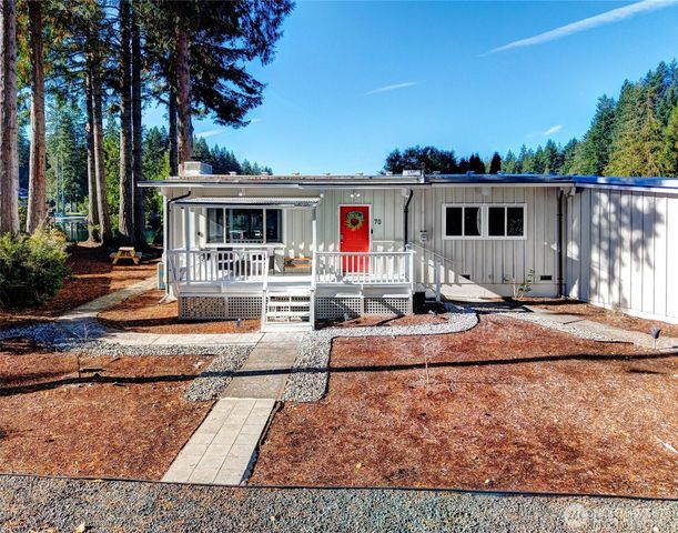 70 E Weymouth Place, Shelton, WA 98584