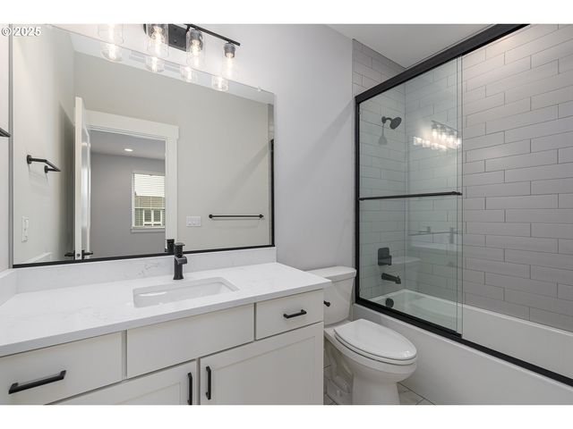 15209 Se TOWERS Ter, Portland, OR 97267