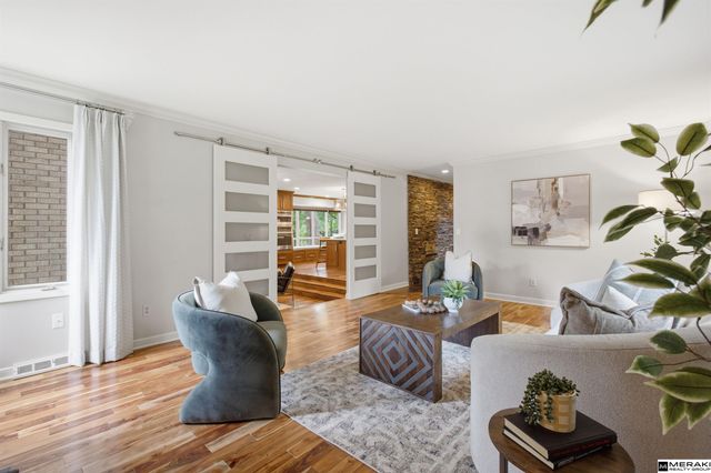 409 Martin Drive N, Bellevue, NE 68005