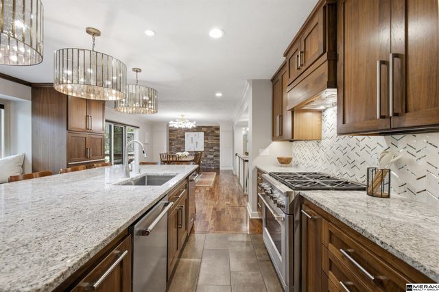 409 Martin Drive N, Bellevue, NE 68005