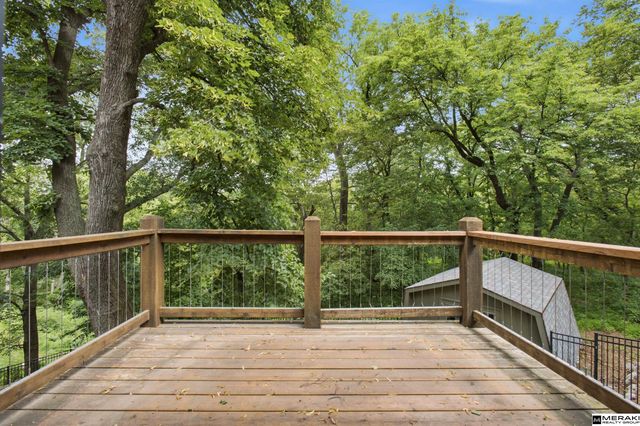 409 Martin Drive N, Bellevue, NE 68005