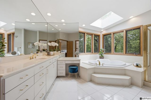 409 Martin Drive N, Bellevue, NE 68005