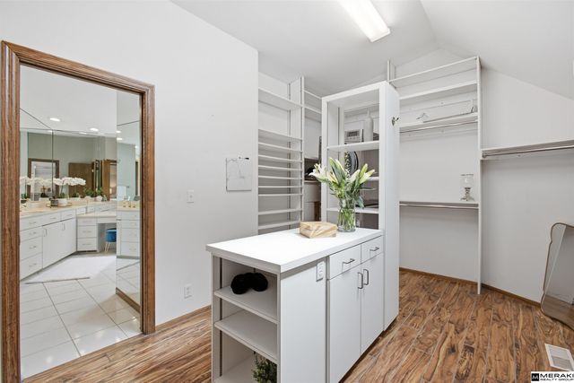409 Martin Drive N, Bellevue, NE 68005