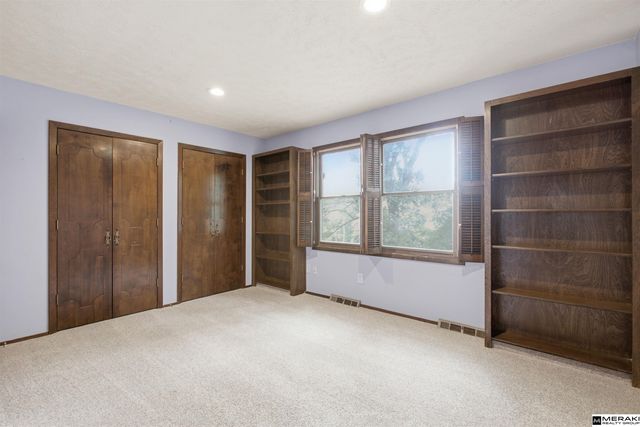 409 Martin Drive N, Bellevue, NE 68005