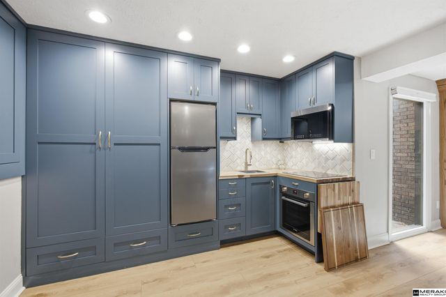 409 Martin Drive N, Bellevue, NE 68005