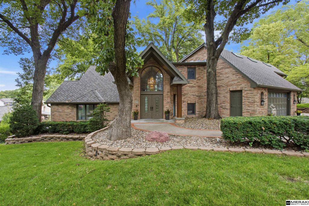 409 Martin Drive N, Bellevue, NE 68005