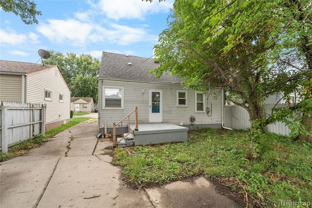 12823 Sherman Avenue, Warren, MI 48089