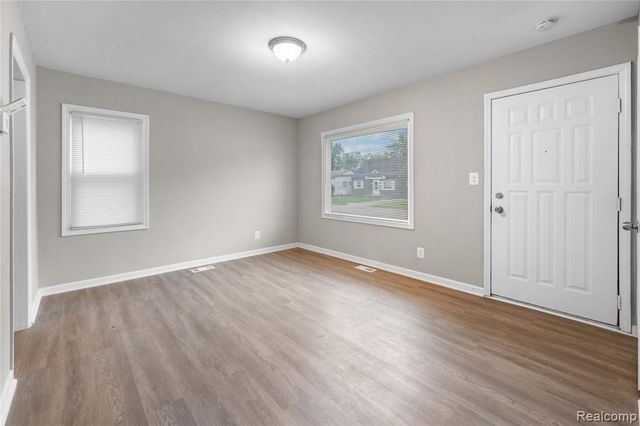 12823 Sherman Avenue, Warren, MI 48089