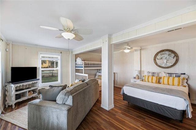 316 Copano Ridge Road, Rockport, TX 78382