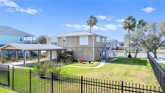 316 Copano Ridge Road, Rockport, TX 78382