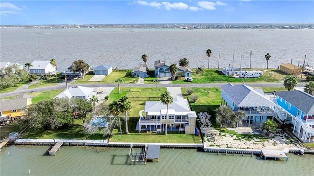 316 Copano Ridge Road, Rockport, TX 78382