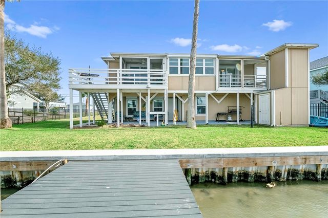 316 Copano Ridge Road, Rockport, TX 78382