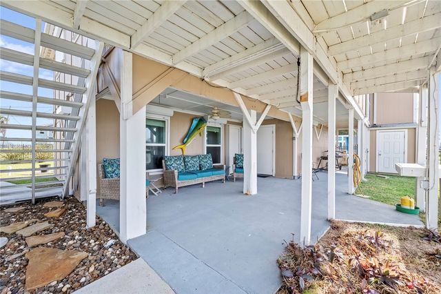 316 Copano Ridge Road, Rockport, TX 78382