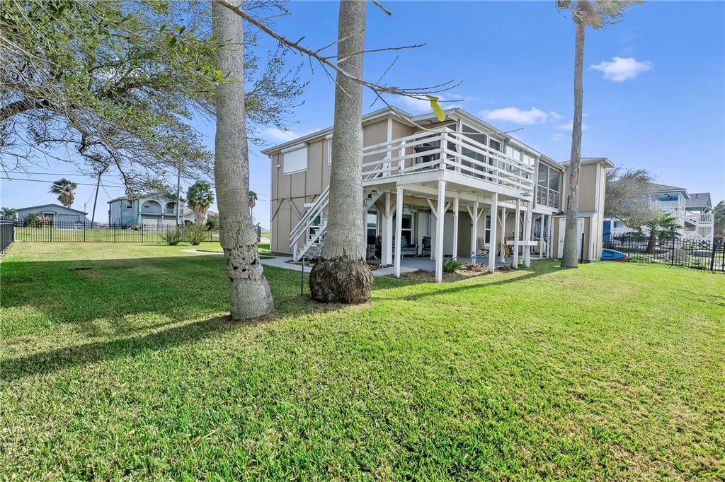 316 Copano Ridge Road, Rockport, TX 78382 — photo 4