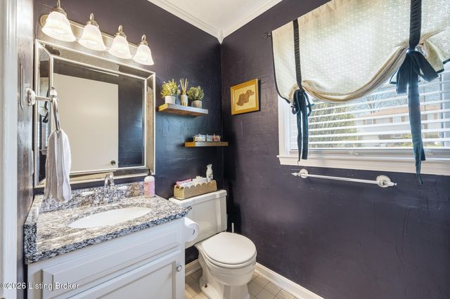 6530 Manassas Dr, Pewee Valley, KY 40056