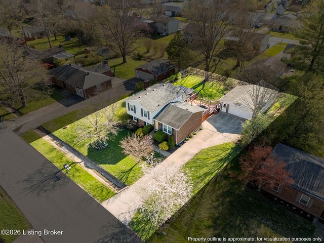 6530 Manassas Dr, Pewee Valley, KY 40056