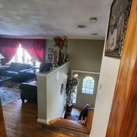 75 Dale Ave, Leominster, MA 01453