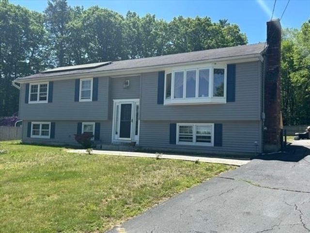 75 Dale Ave, Leominster, MA 01453