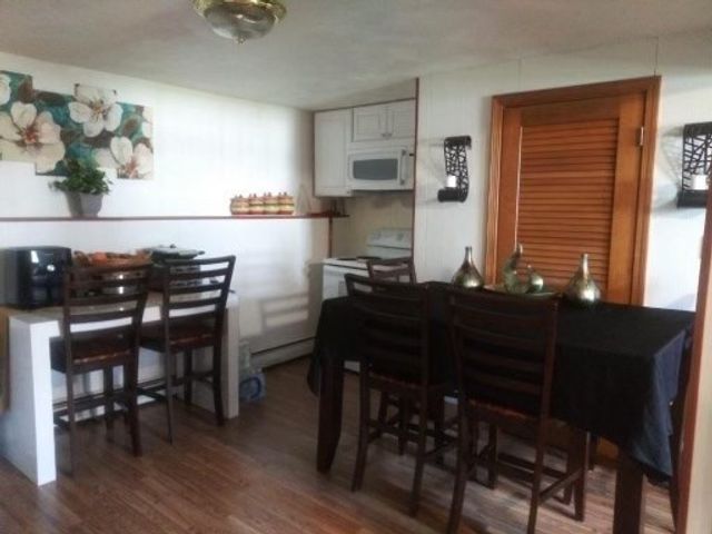 75 Dale Ave, Leominster, MA 01453