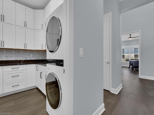 28606 Sicily LOOP, Bonita Springs, FL 34135