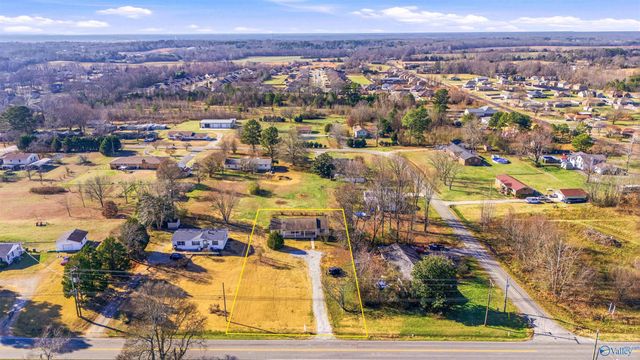 8246 Wall Triana Hwy, Harvest, AL 35749