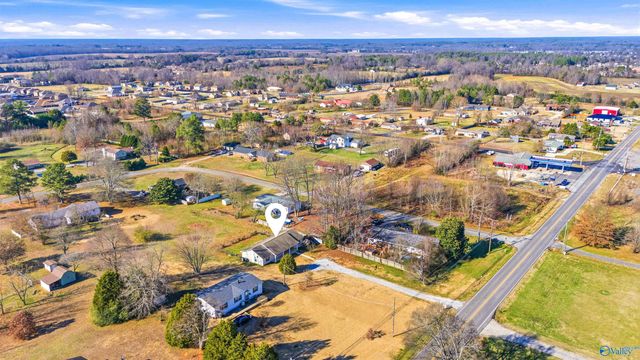 8246 Wall Triana Hwy, Harvest, AL 35749