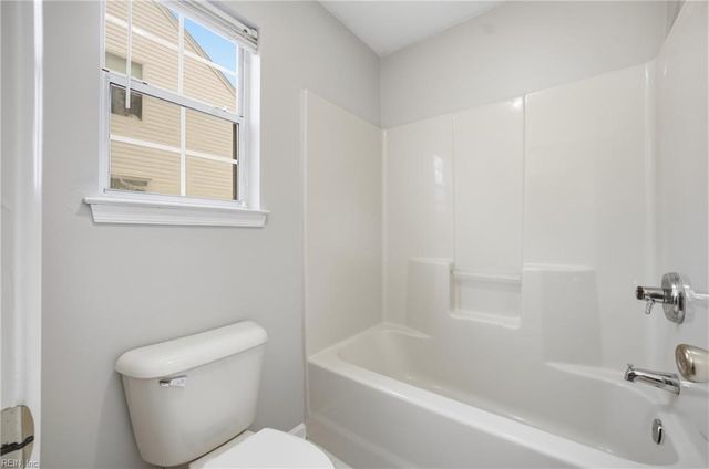 112 Toddsbury CT, Suffolk, VA 23434