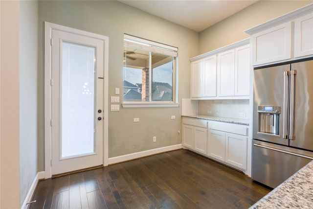 1008 Peacock, Carrollton, TX 75007