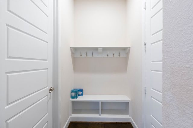 1008 Peacock, Carrollton, TX 75007