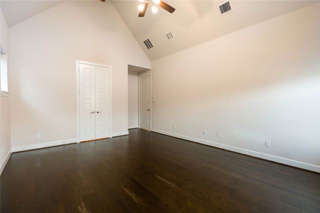 1008 Peacock, Carrollton, TX 75007