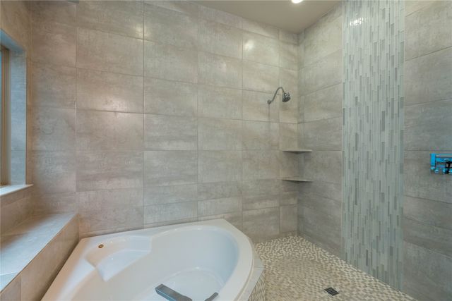 1008 Peacock, Carrollton, TX 75007