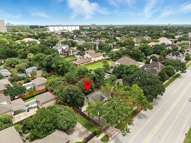 6305 S Rice Avenue, Bellaire, TX 77401