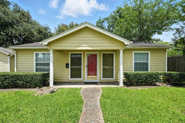 6305 S Rice Avenue, Bellaire, TX 77401