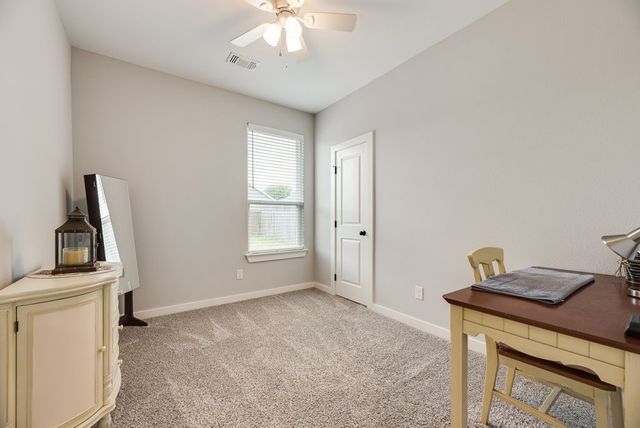 109 Vaughn Meadows Drive, Tom Bean, TX 75491