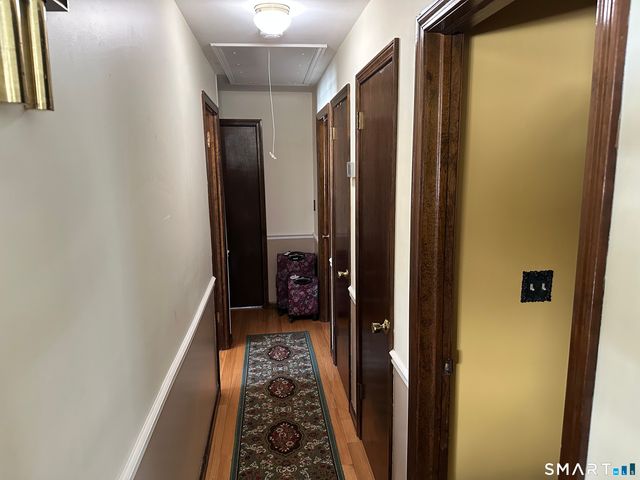 33 Sky View Circle, Hamden, CT 06514