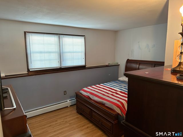 33 Sky View Circle, Hamden, CT 06514