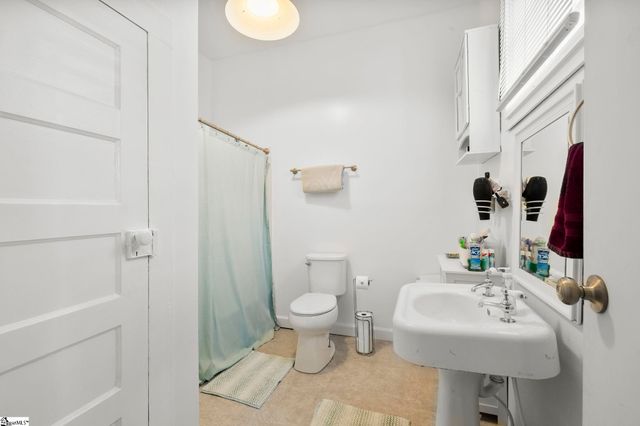 343 Main Street, Converse, SC 29329