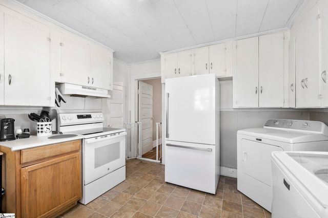 343 Main Street, Converse, SC 29329