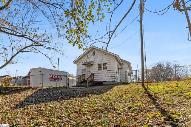 343 Main Street, Converse, SC 29329