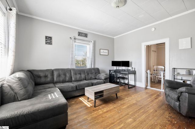 343 Main Street, Converse, SC 29329