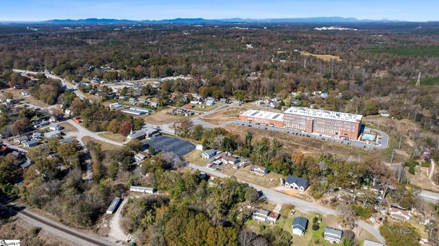 343 Main Street, Converse, SC 29329