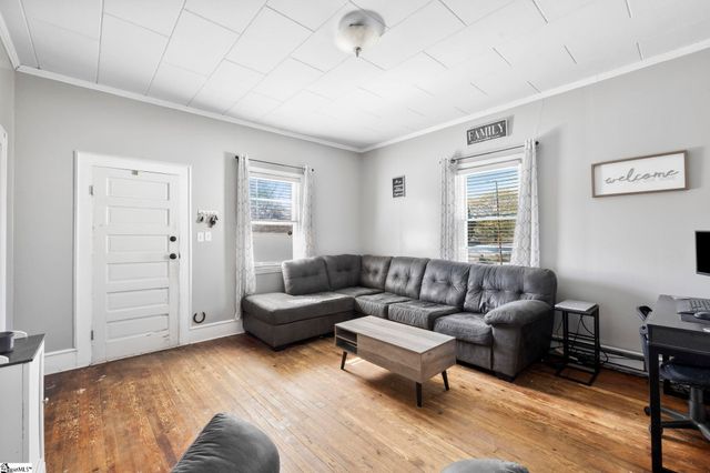 343 Main Street, Converse, SC 29329