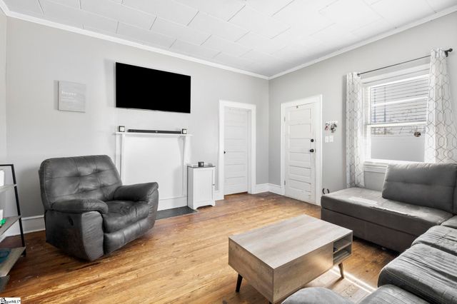 343 Main Street, Converse, SC 29329