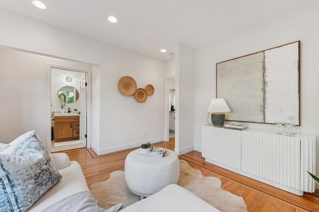 688 57th ST, Oakland, CA 94609