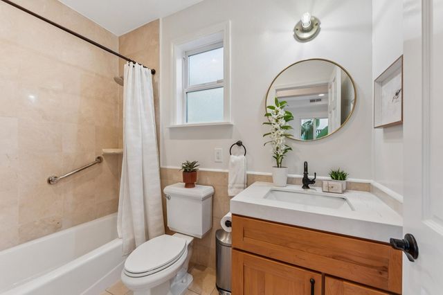 688 57th ST, Oakland, CA 94609