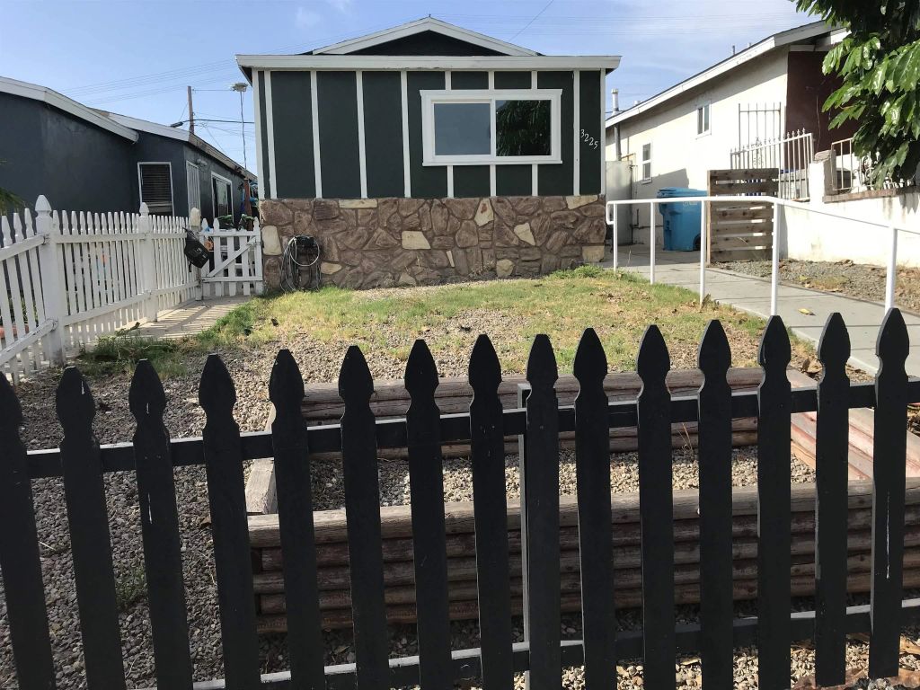 3225 Logan Ave, San Diego, CA 92113