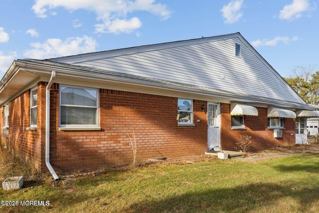 110 A Fairway Lane, Whiting, NJ 08759
